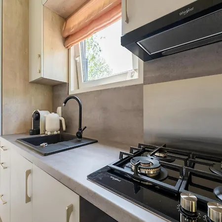 Luxury Near Ouddorp With Garden, Cleaning Included