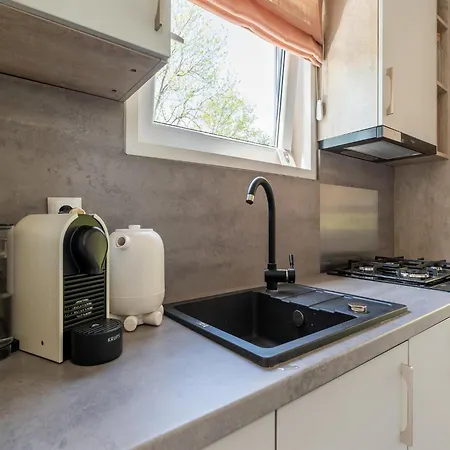 Luxury Near Ouddorp With Garden, Cleaning Included